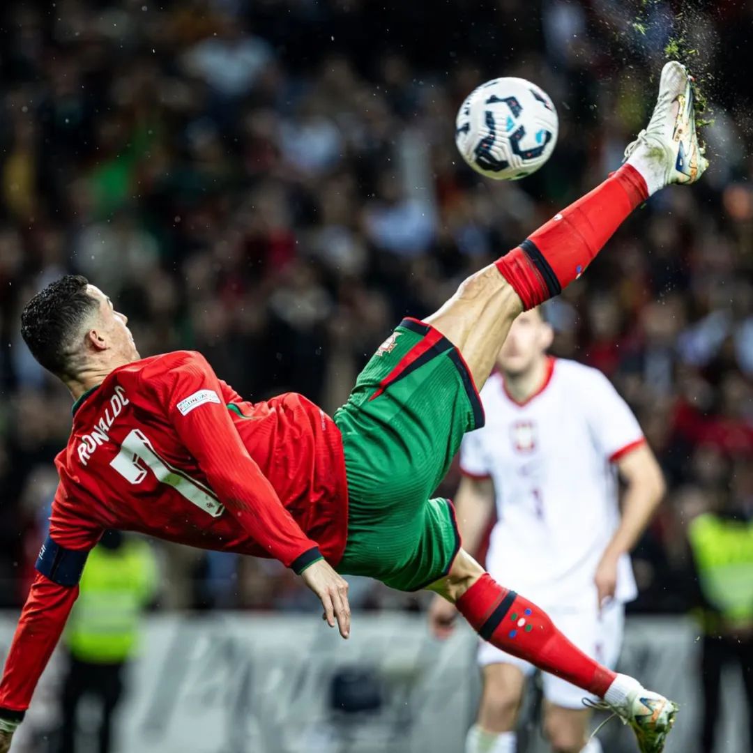 雪藏萨拉赫激活两大亿元先生，伊萨克处子球，利物浦2-0终结3连败