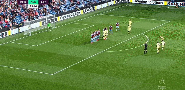 米体：家乡球队维亚雷焦深陷低迷，里皮对球员讲话鼓励他们