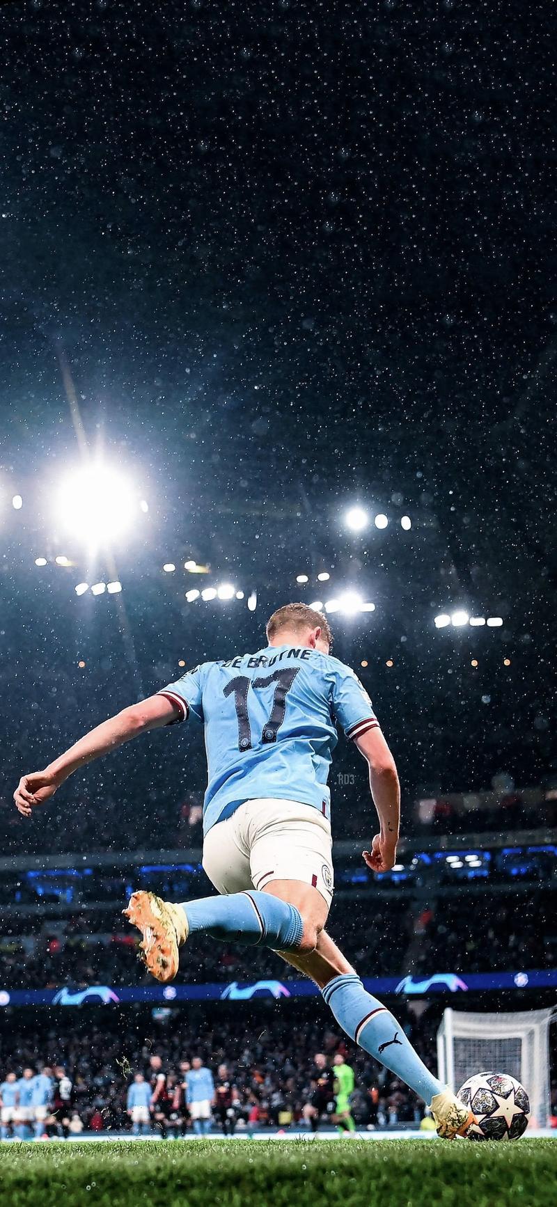 上轮下蛋导致丢球！官方：大阪钢巴门将一森纯拇指骨折