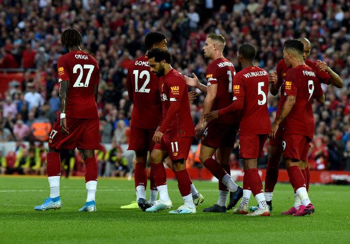 懂球帝足协杯冠军海报：国安是冠军！