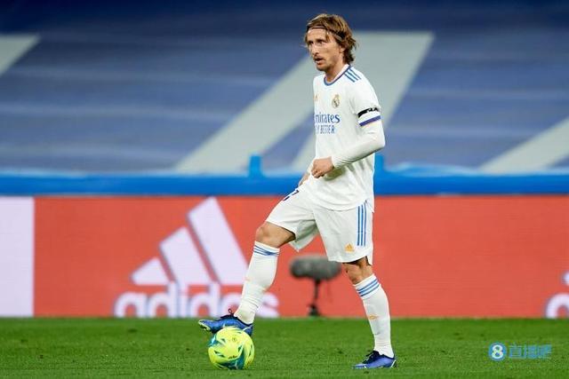 两球员结束联赛征程即赴国家队报到