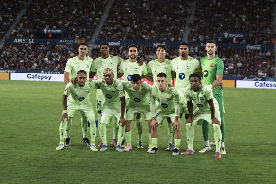 球迷提前退场！斯洛特下课倒计时 伊萨克遭遇119年之耻